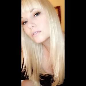 Meet your Posher, Chrissy